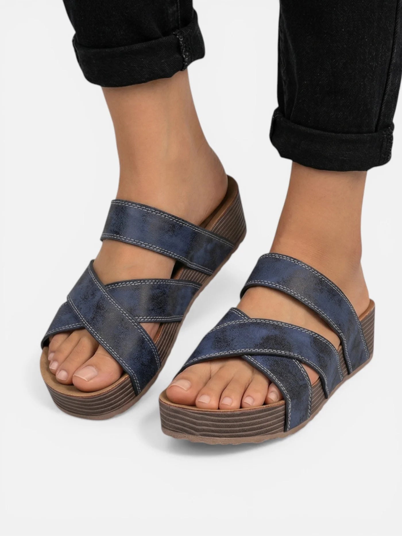 Women’s Comfortable Platform Slide Sandals with Cross Straps