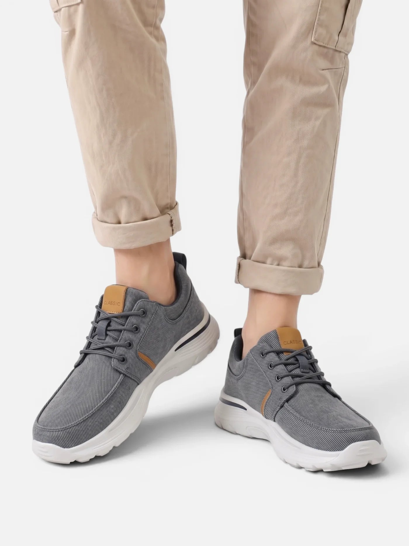 Men's Canvas Walking Shoe with Cushioned Sole and Casual Style