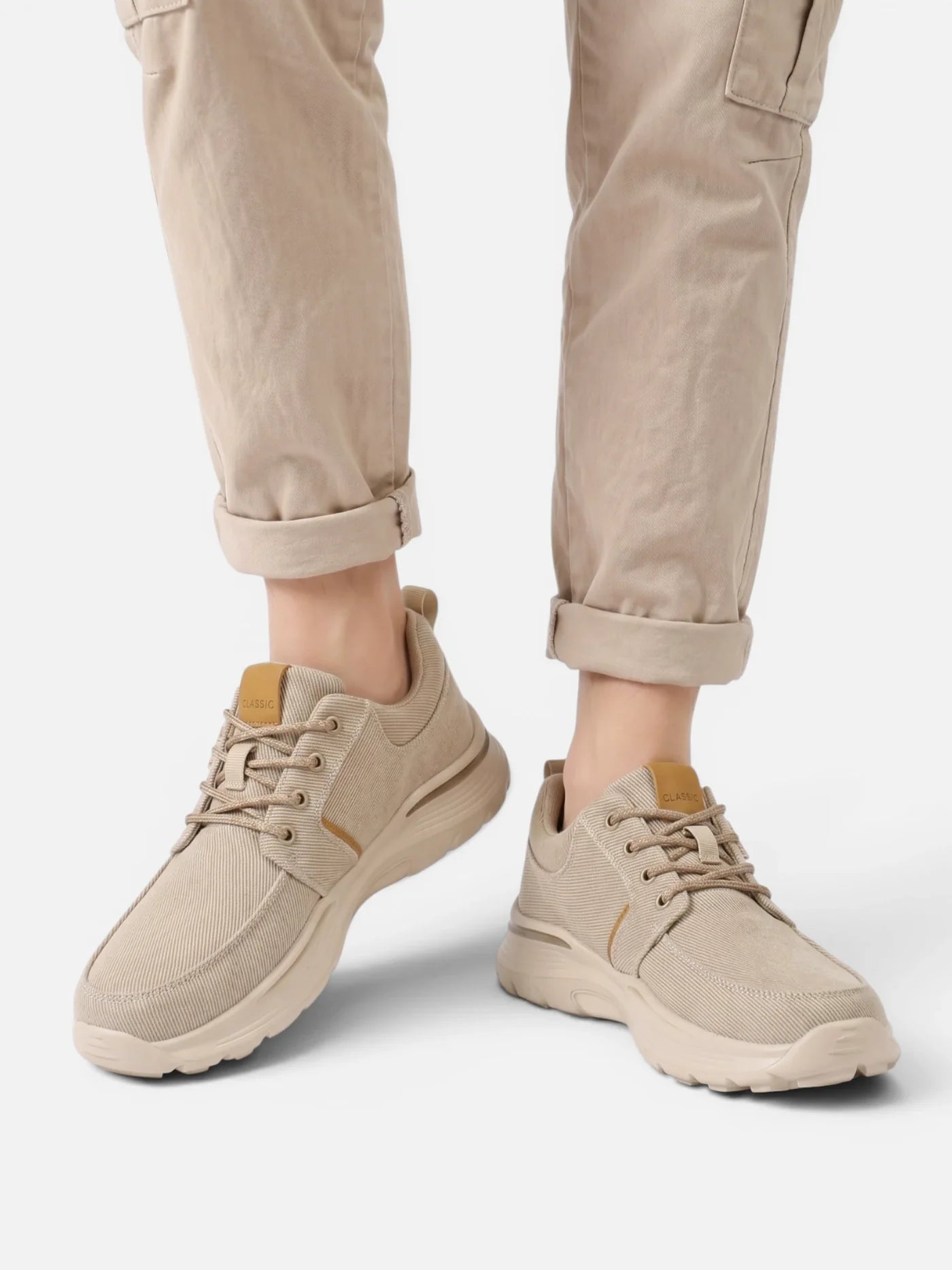 Men's Canvas Walking Shoe with Cushioned Sole and Casual Style