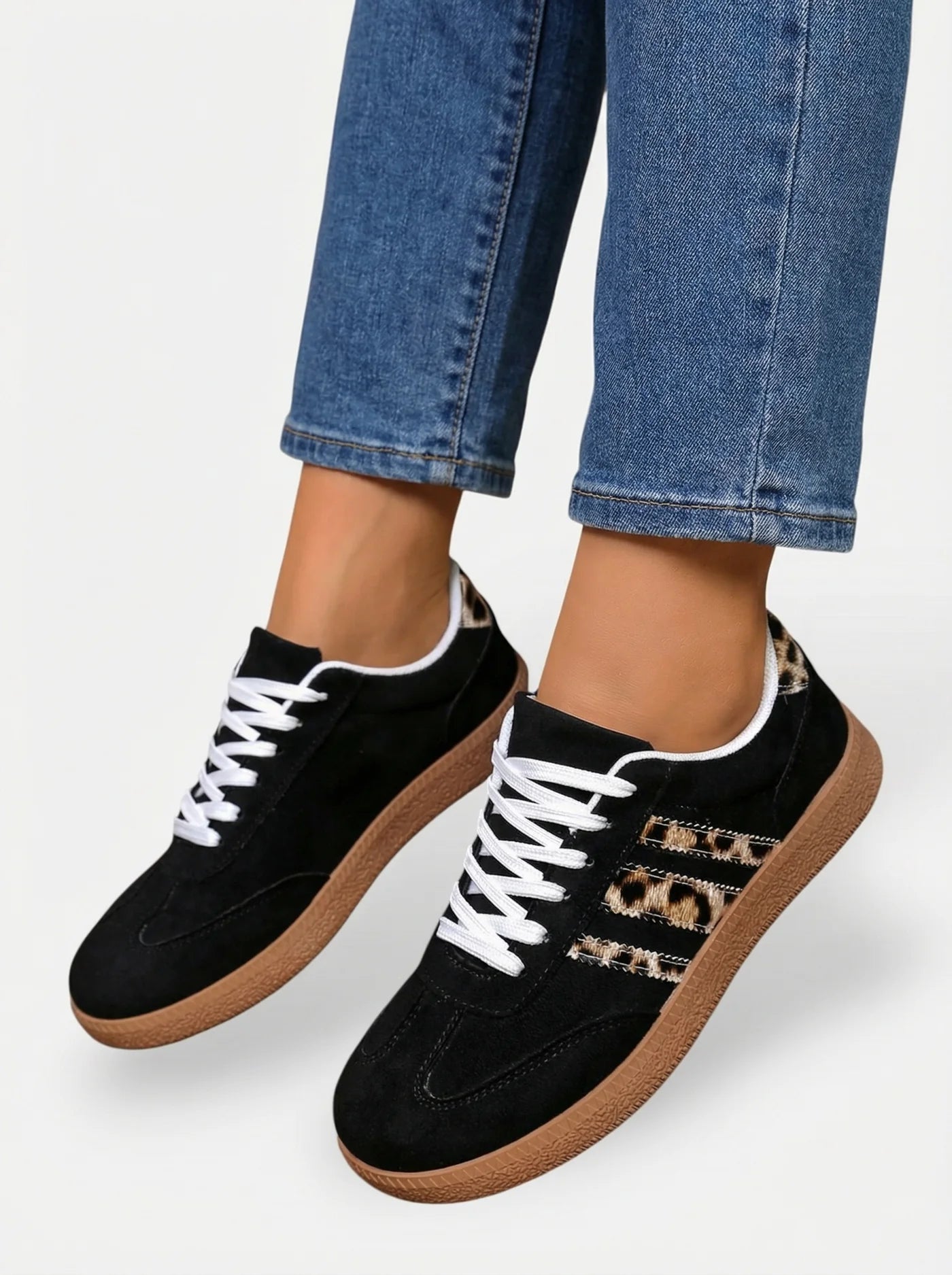 Women’s Retro Casual Sneakers with Leopard Details