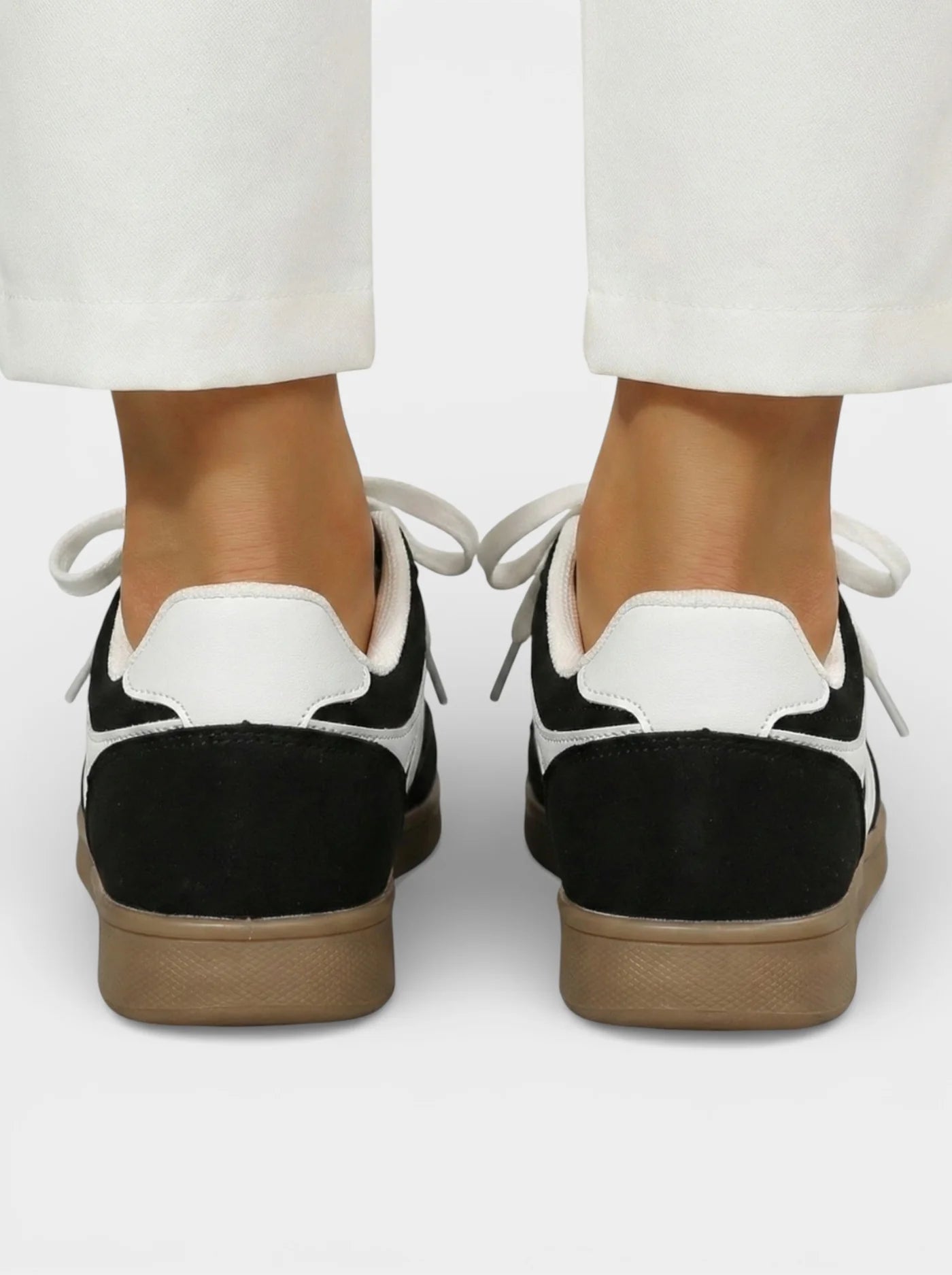 Women’s Retro Casual Sneakers