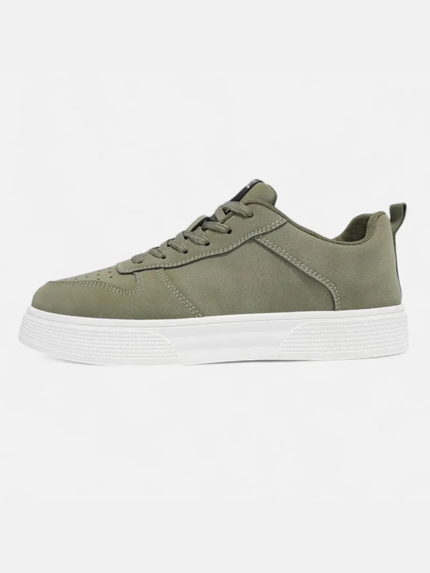 Men’s Casual Sneakers – Clean Everyday Style & Comfort
