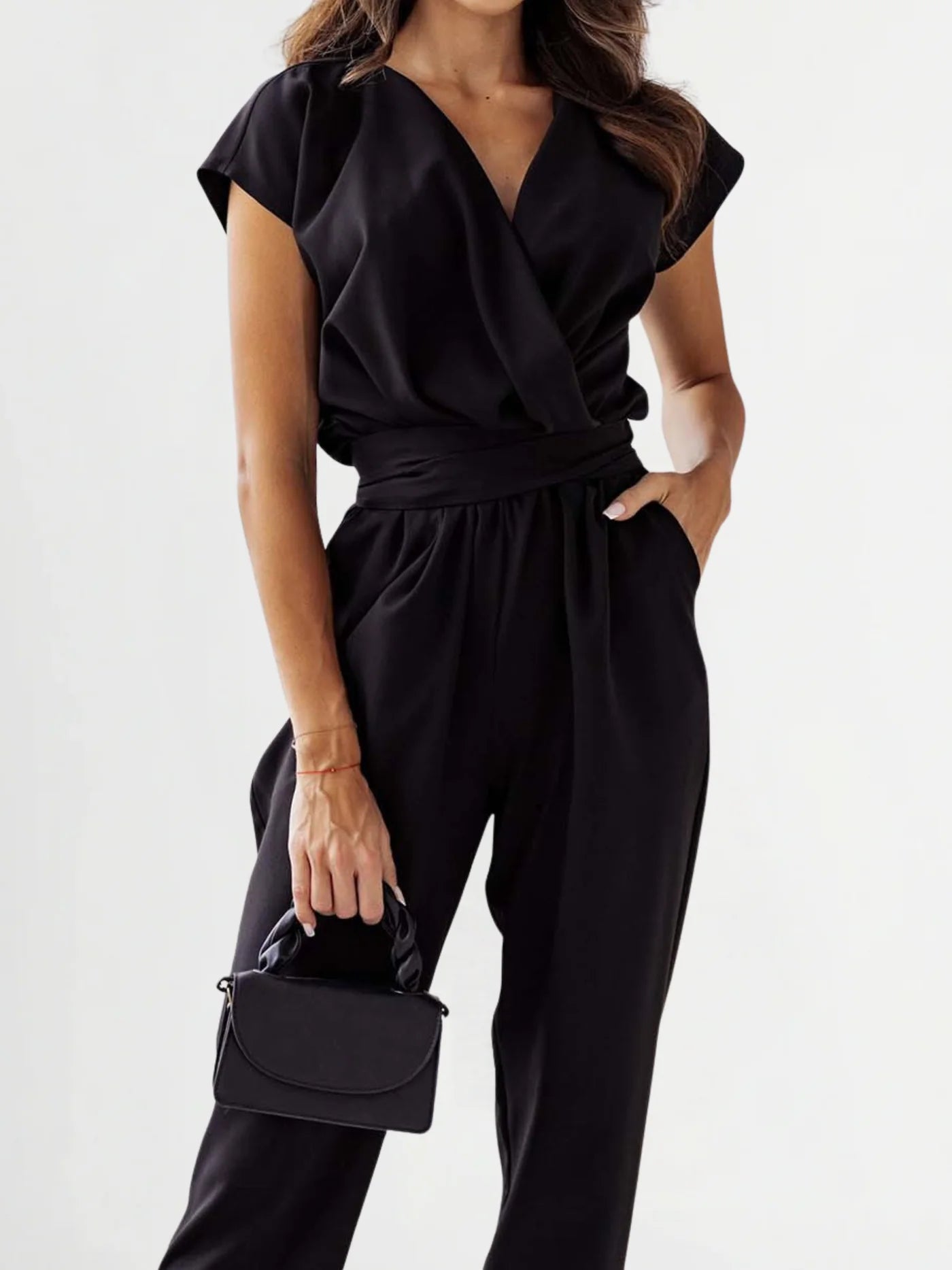 Elegant Women’s Jumpsuit – Wrap Top & Tailored Waist