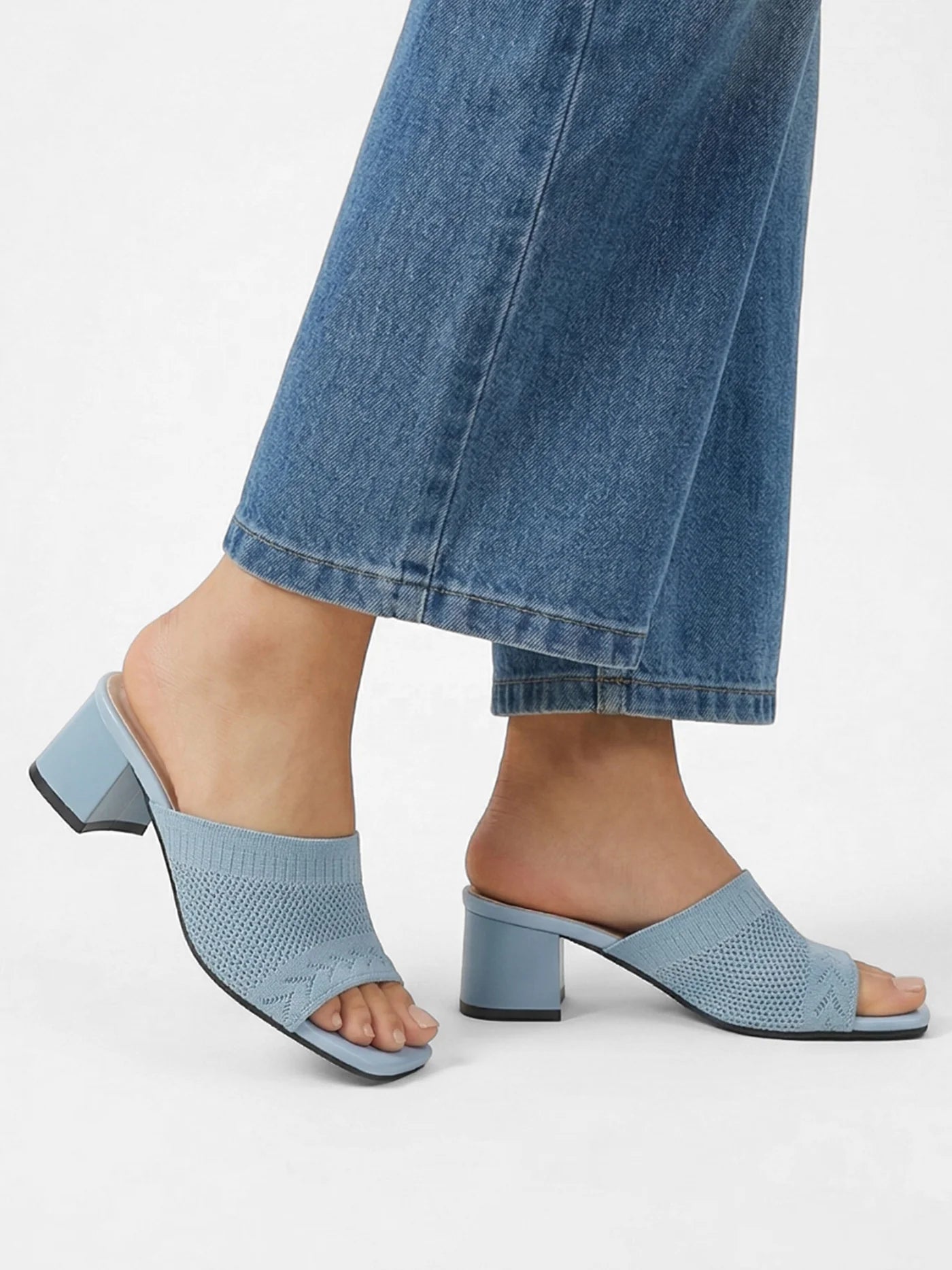 Women’s Block Heel Sandals with Open Toe and Slip-On Design