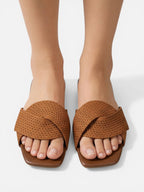 Women’s Minimalist Flat Sandals with Textured Cross Strap Design
