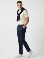 Men’s Minimalist Lace-Up Sneakers – Clean & Modern Style
