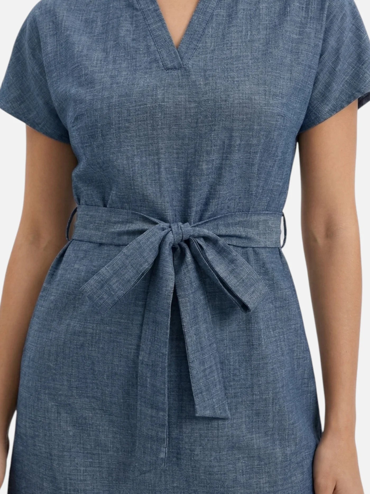 Women’s Belted Dress with Split Neck and Short Sleeves
