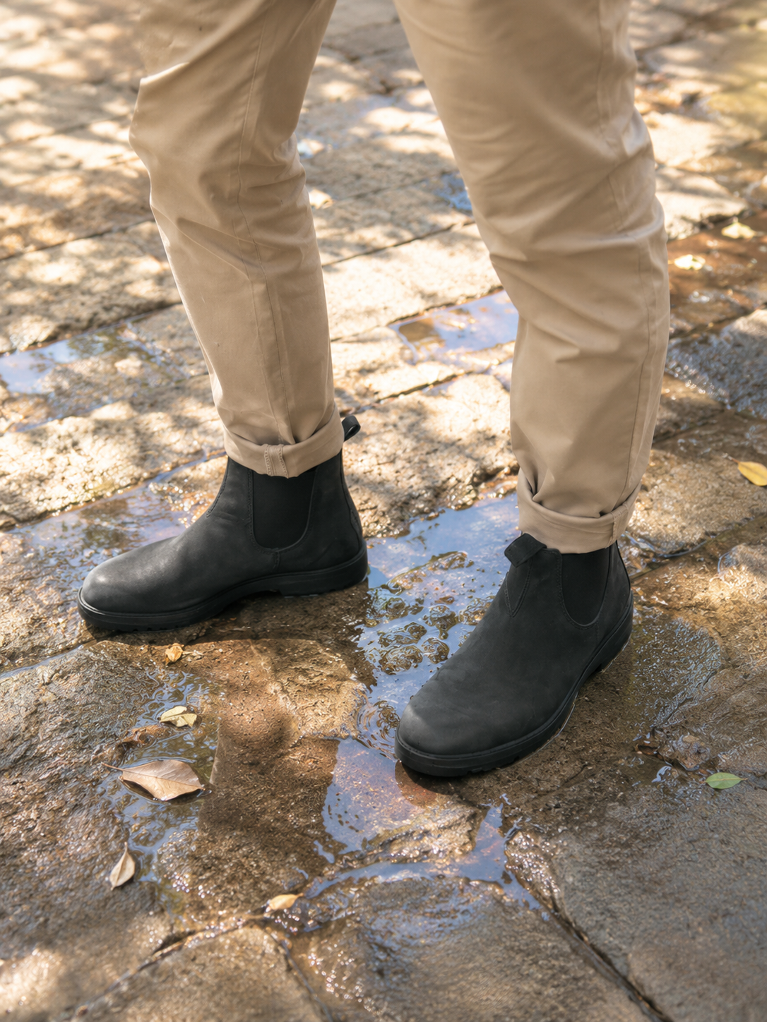 Men’s Classic Leather Chelsea Boots